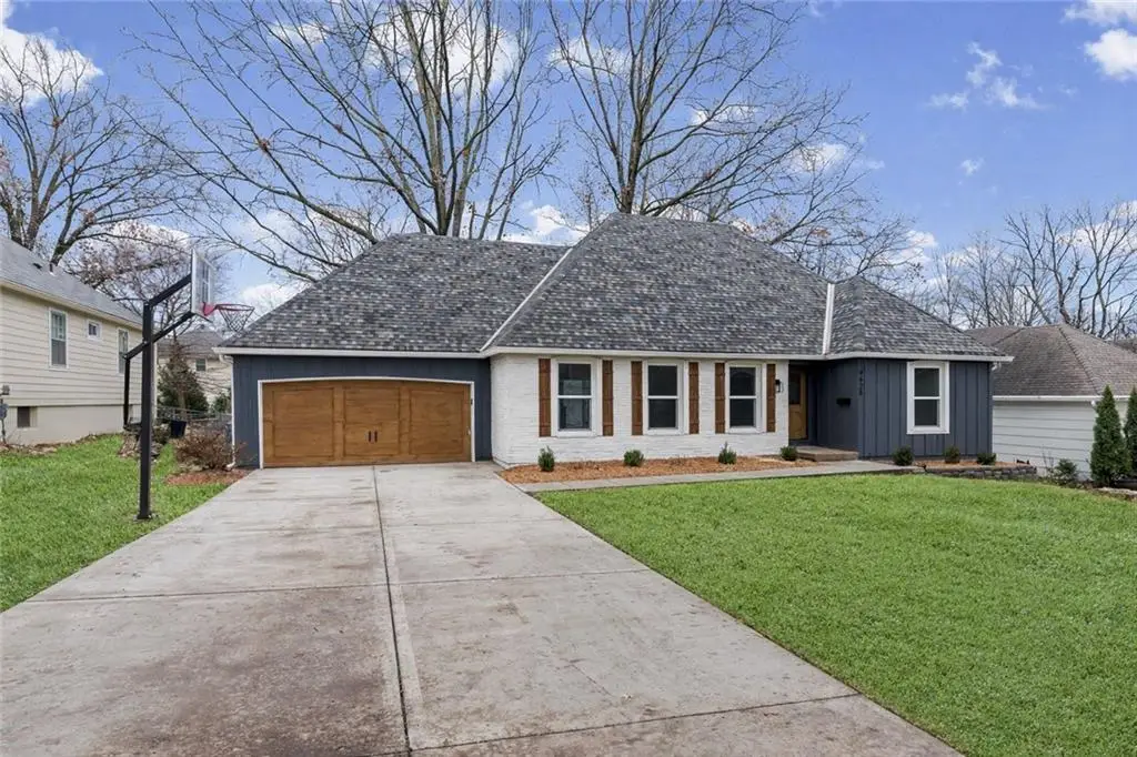 9625 Beverly Drive, Overland Park, KS 66207 - Image #1