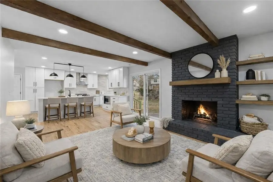 9625 Beverly Drive, Overland Park, KS 66207 - Image #3