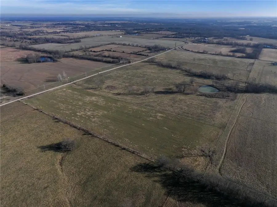 E Logan Road, El Dorado Springs, MO 64744 - Image #3