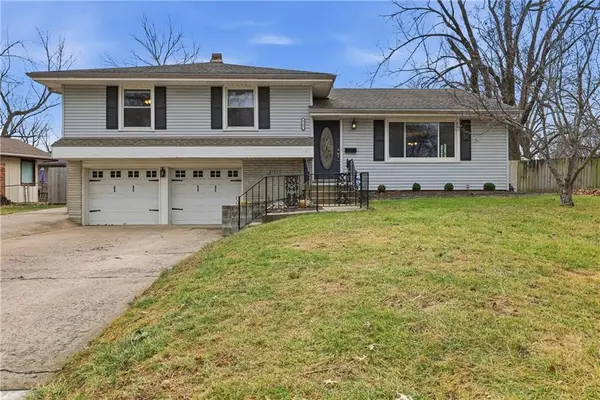 8707 E 85th Street, Raytown, MO 64138