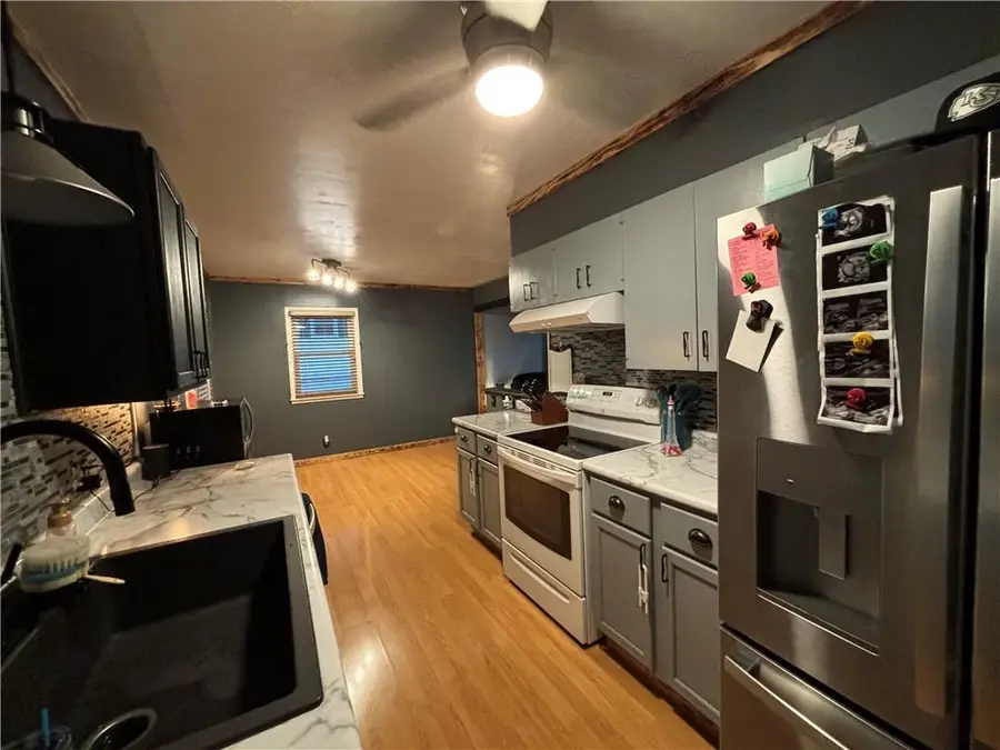 3226 Jennifer Lane, Country Club, MO 64505 - Image #2