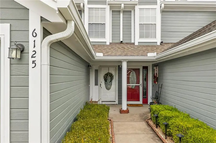 6125 NE Moonstone Court, Lees Summit, MO 64064 - Image #3