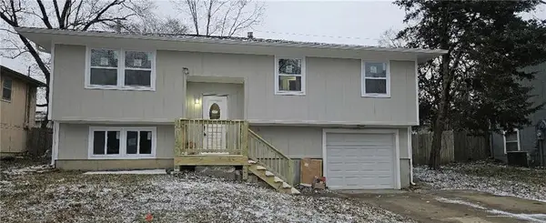 312 W Martin Street, Edgerton, KS 66021