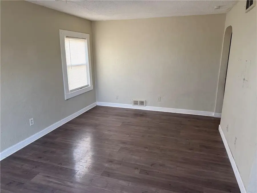 6329 S Benton Street, Kansas City, MO 64132 - #3