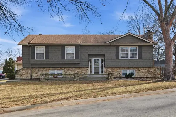 521 E Mulberry Street, Olathe, KS 66061