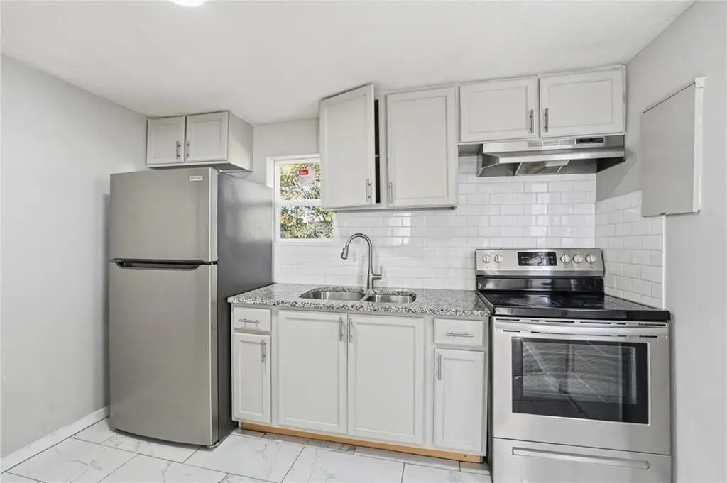 816 S Woodland Avenue, Independence, MO 64052 - Image #1