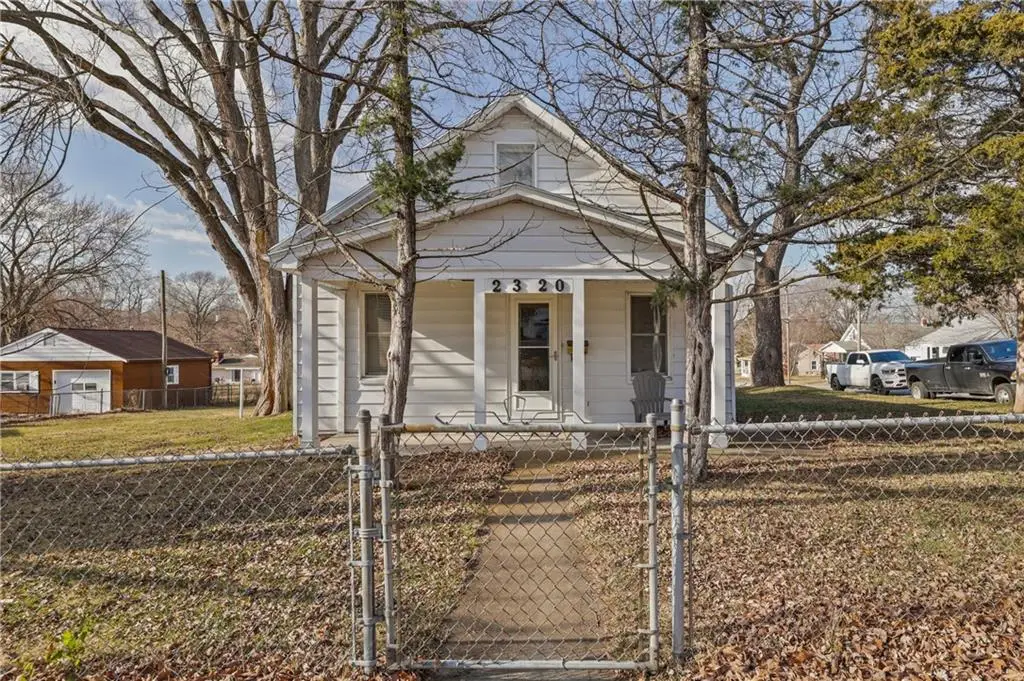 2320 S Northern Boulevard, Independence, MO 64052 - Image #1