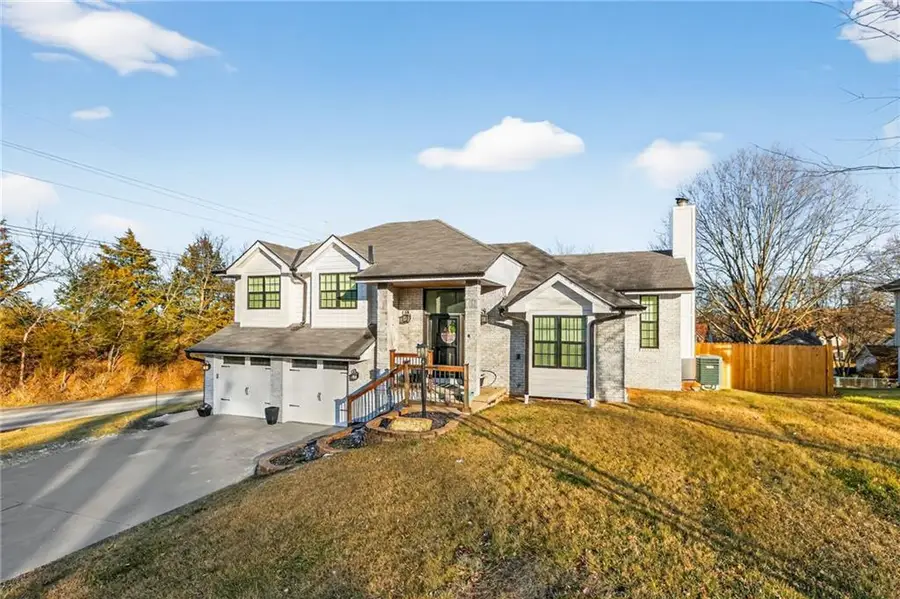 4007 N 37th Street, Saint Joseph, MO 64506 - Image #2