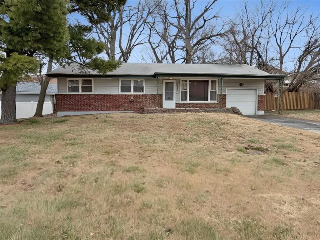 9468 Halls Ferry Road, Saint Louis, MO 63136 - #1