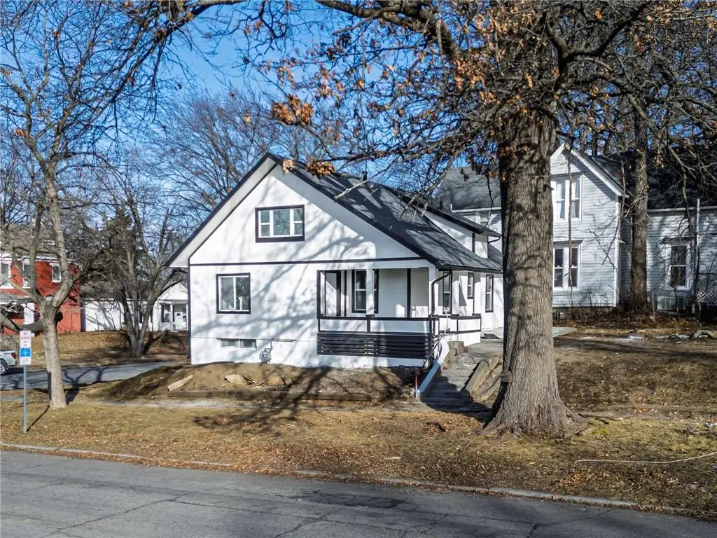 601 S 7th Street, Leavenworth, KS 66048 - Image #1