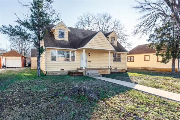 214 N 8th Street, Fredonia, KS 66736