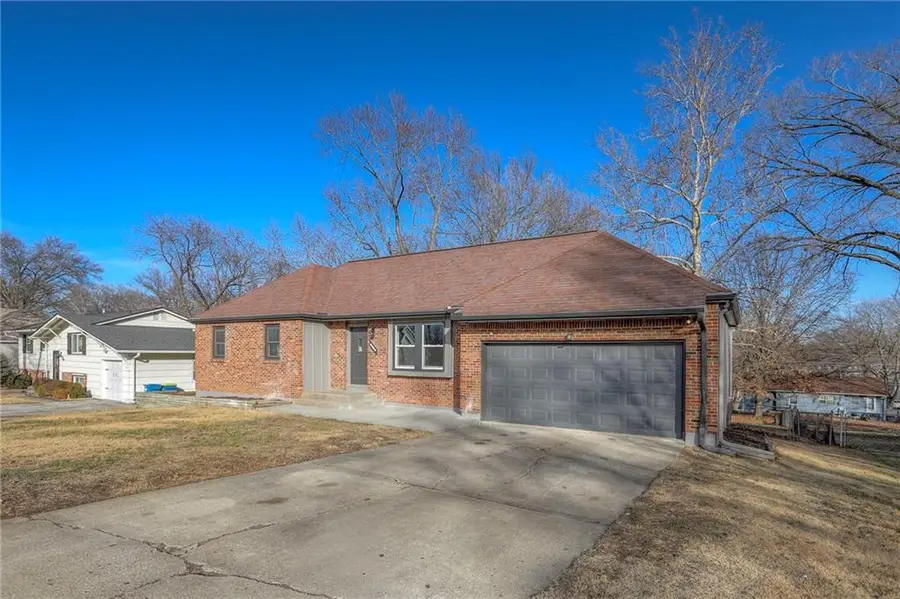 319 Glendale Road, Liberty, MO 64068 - Image #2