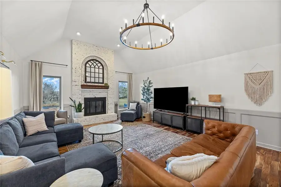 24206 E 88th Street, Lees Summit, MO 64064 - Image #2