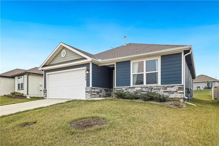 20344 W 193rd Terrace, Spring Hill, KS 66083 - #2