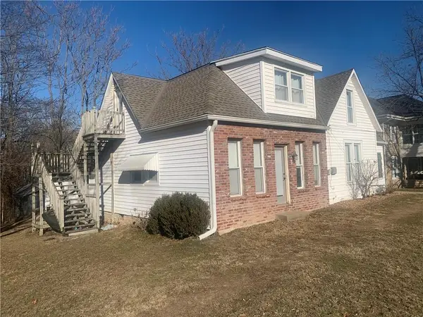 14 W 7th Street, Parkville, MO 64152