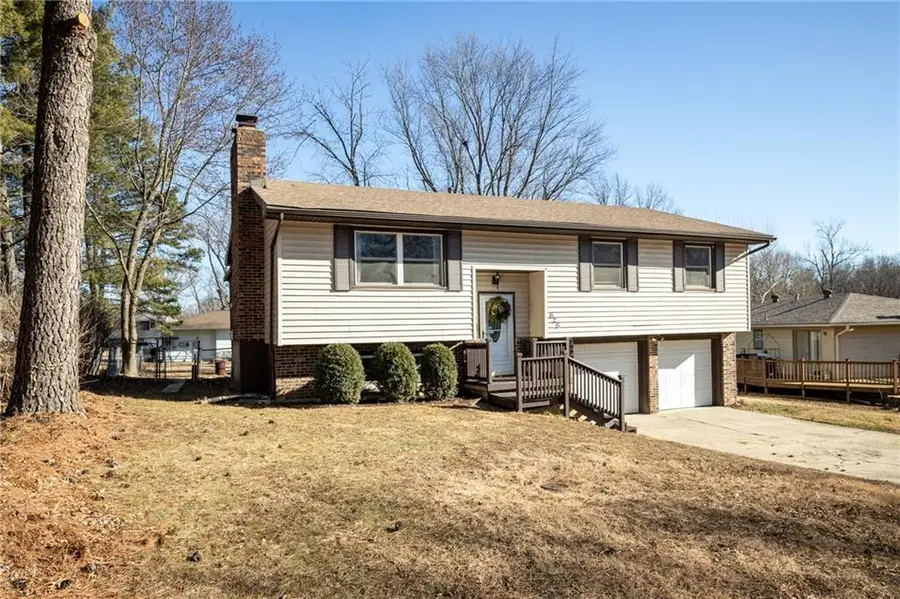 626 Jill Ann Drive, Knob Noster, MO 65336 - Image #2