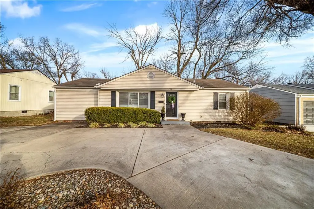 7335 Nall Avenue, Prairie Village, KS 66208 - Image #1