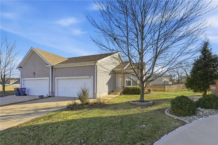 1305 159th Street, Basehor, KS 66007 - Image #3
