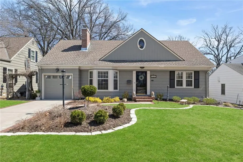 5347 Canterbury Road, Fairway, KS 66205 - #1