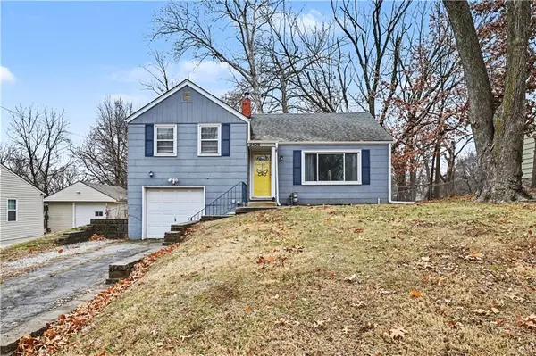 2405 NE 48th Street, Kansas City, MO 64118