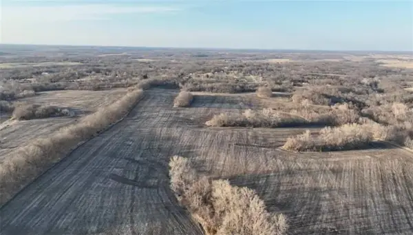 7610 Hoover Road, Platte City, MO 64089