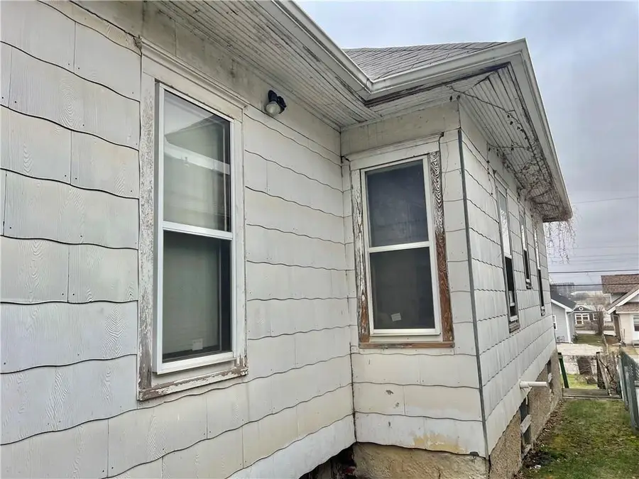 3906 Terrace Avenue, Saint Joseph, MO 64504 - Image #2