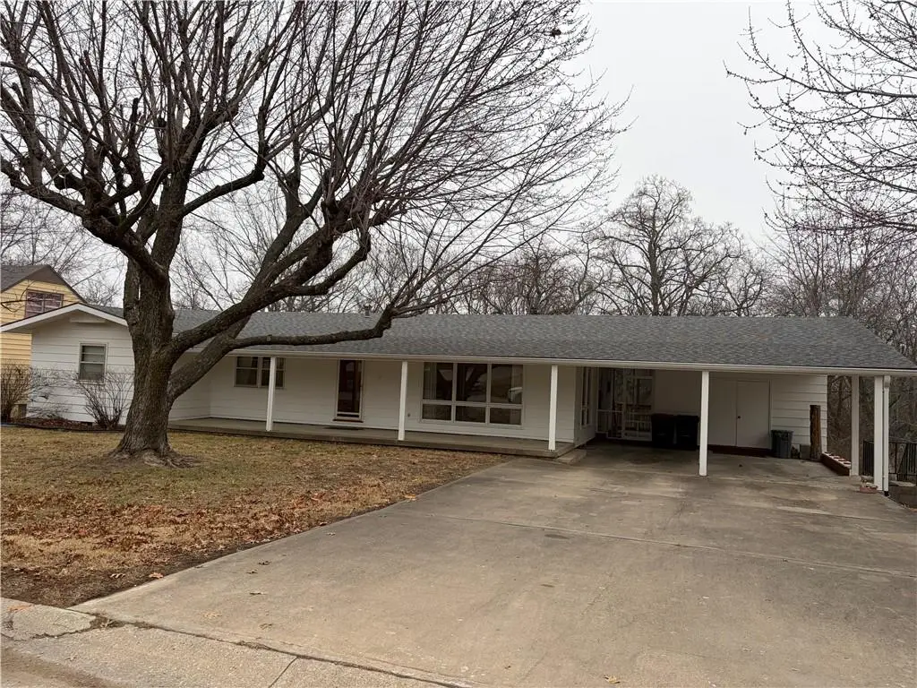 707 Laurel Drive, Warrensburg, MO 64096 - Image #1