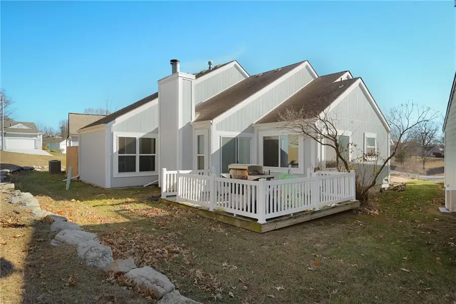 1425 Birdseye Court, Blue Springs, MO 64015 - Image #3