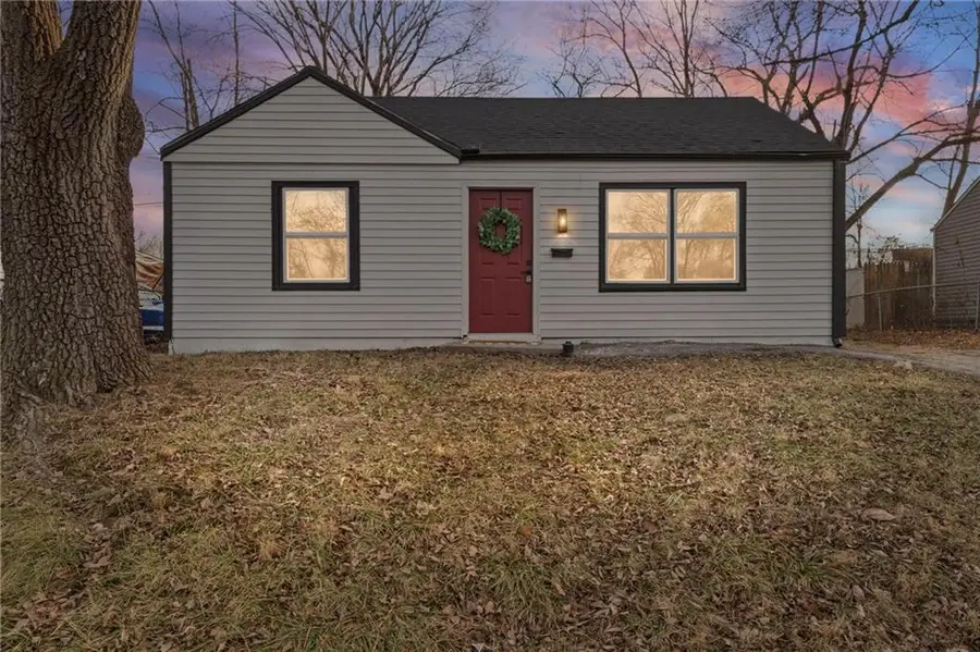 4917 Locust Avenue, Kansas City, KS 66106 - Image #2