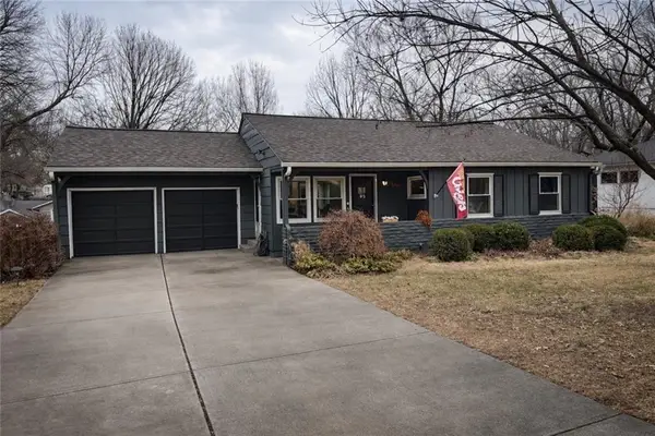 7745 Reeds Road, Prairie Village, KS 66208