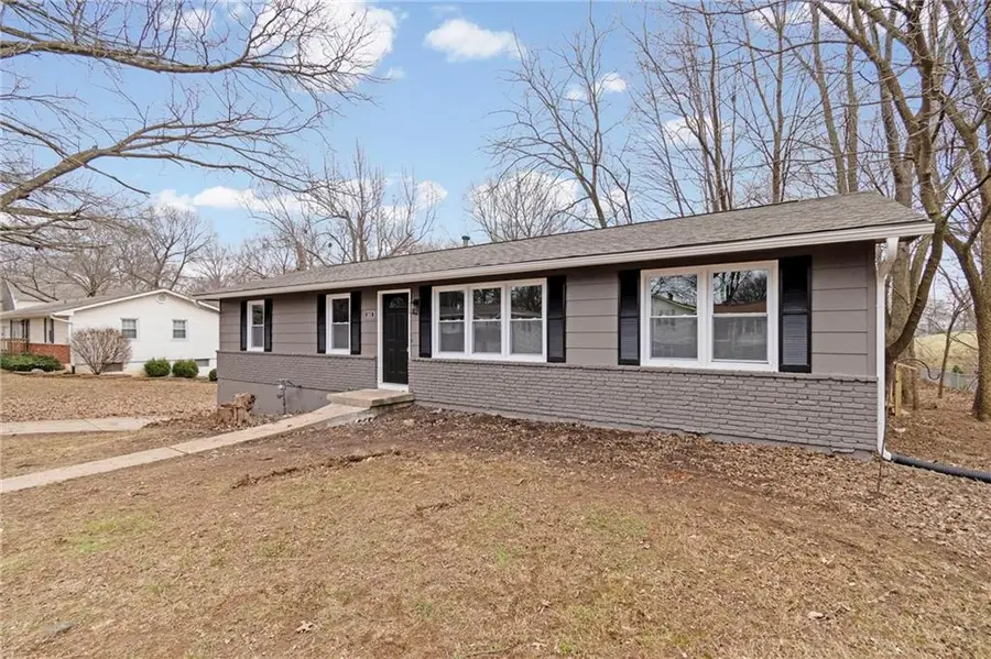 805 Howard Lane, Liberty, MO 64068 - Image #3