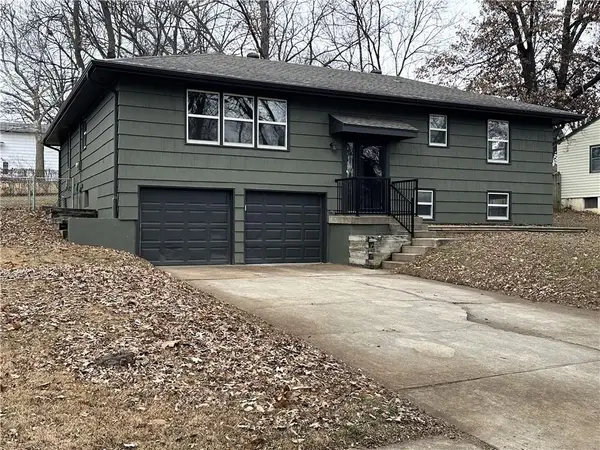 406 Melrose Street, Liberty, MO 64068