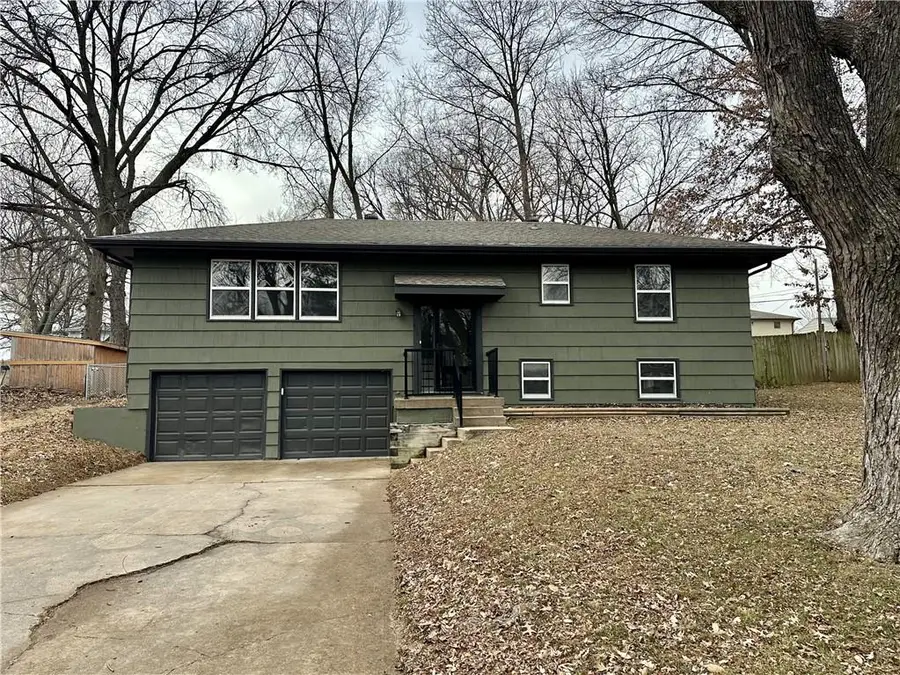 406 Melrose Street, Liberty, MO 64068 - Image #2