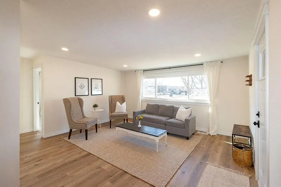 2566 Ridge Court, Lawrence, KS 66046 - Image #3