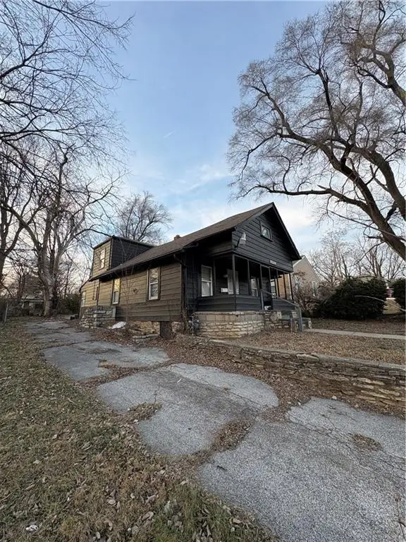 6902 Bellefontaine Avenue, Kansas City, MO 64132 - Image #2