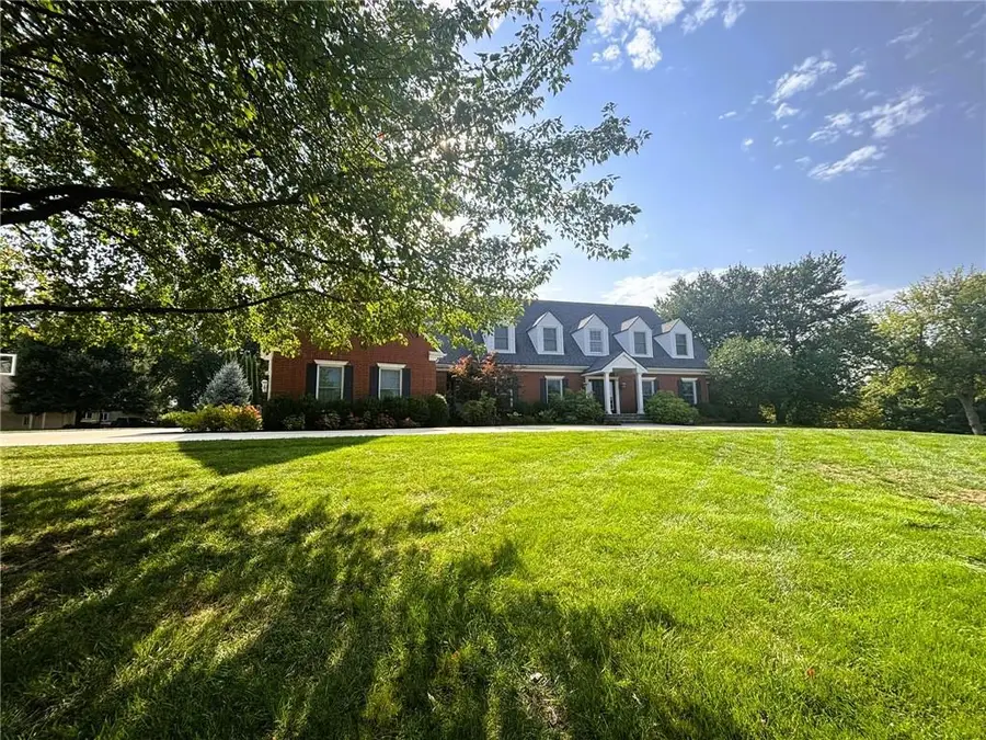 28 Court Lane, Saint Joseph, MO 64506 - #3