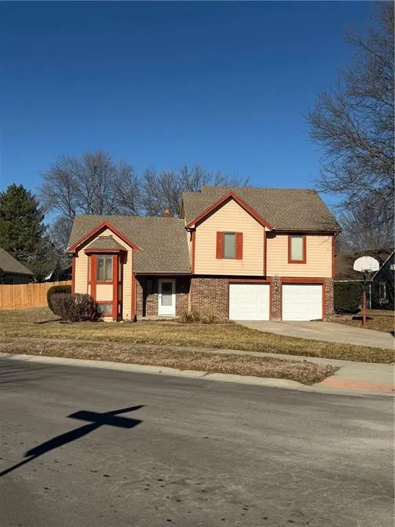 412 Deerfield Court, Lees Summit, MO 64086 - Image #1