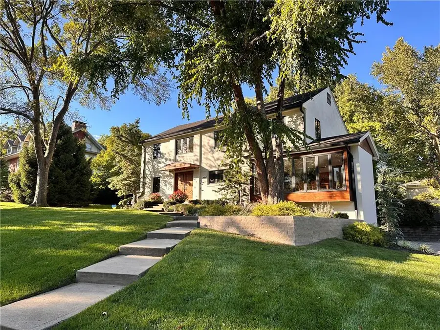 810 W 57th Street, Kansas City, MO 64113 - Image #3