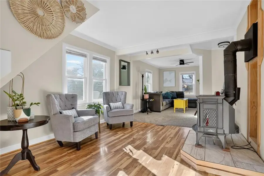 5622 Maple Street, Mission, KS 66202 - Image #2