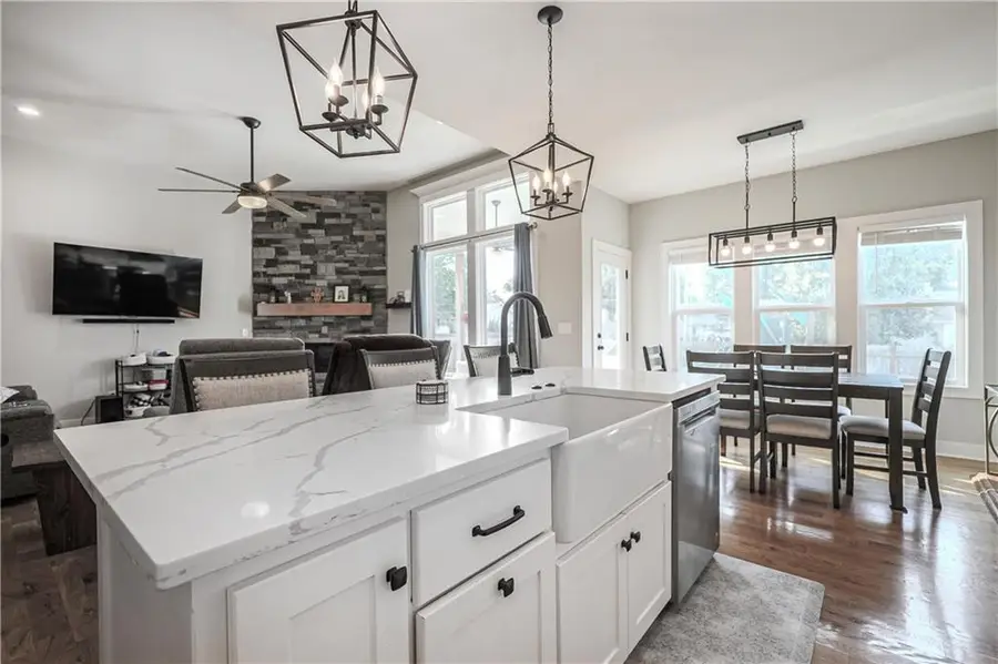 21831 W 177th Terrace, Olathe, KS 66062 - Image #2