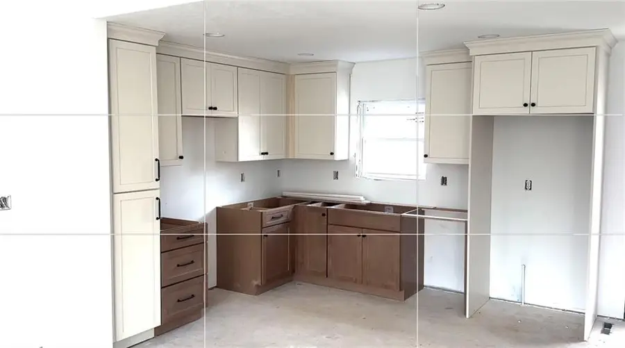 626 NW Village Drive, Lees Summit, MO 64063 - Image #2