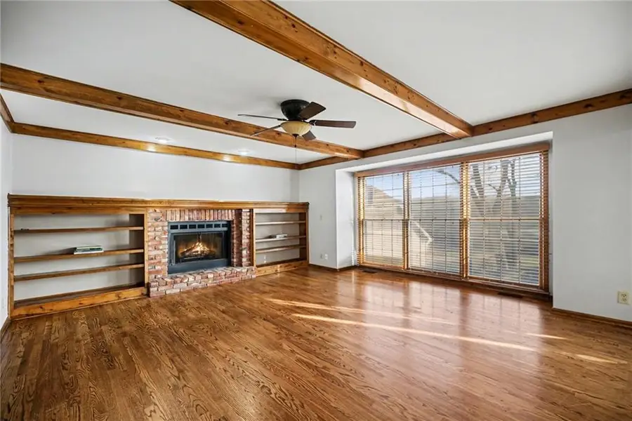 8645 Greenwood Lane, Lenexa, KS 66215 - #3