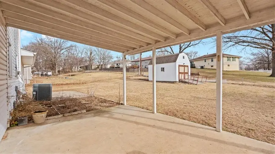 16828 E 31 Street S, Independence, MO 64055 - Image #3