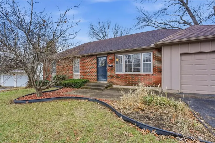 8309 W 92nd Street, Overland Park, KS 66212 - Image #3