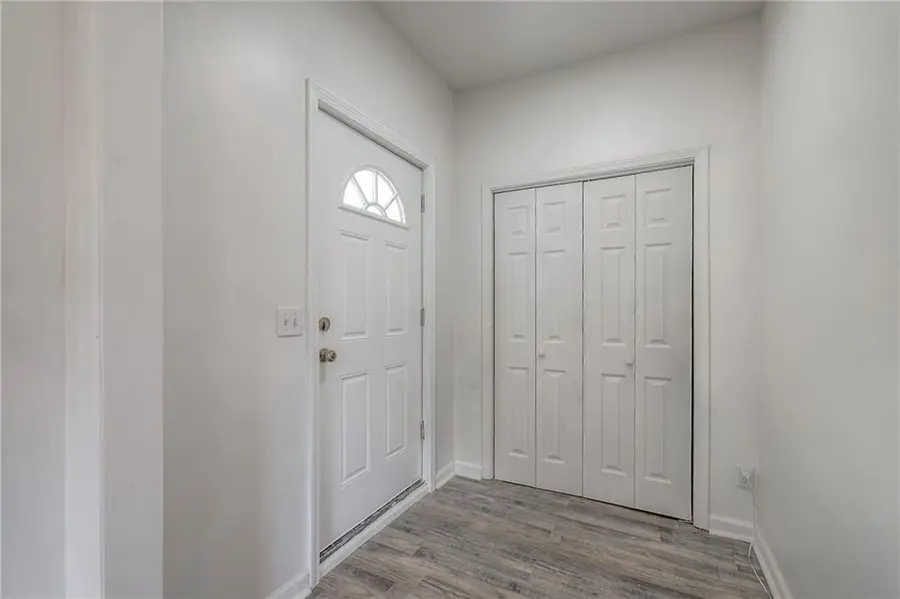 3237 Park Avenue, Kansas City, MO 64109 - Image #2