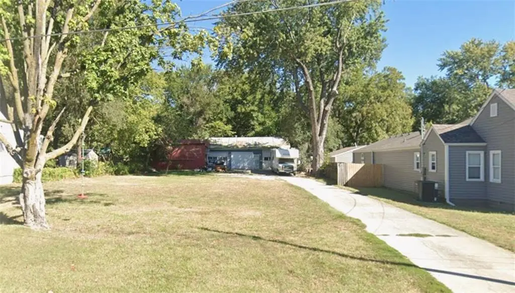 1003 NW B Street, Blue Springs, MO 64015 - Image #1