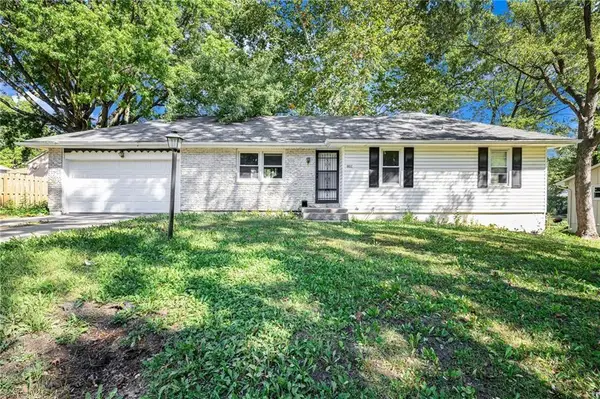 801 N Redwood Drive, Independence, MO 64056