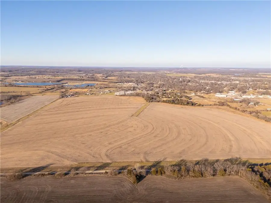 000 W 17th Street, Pleasanton, KS 66075 - Image #3