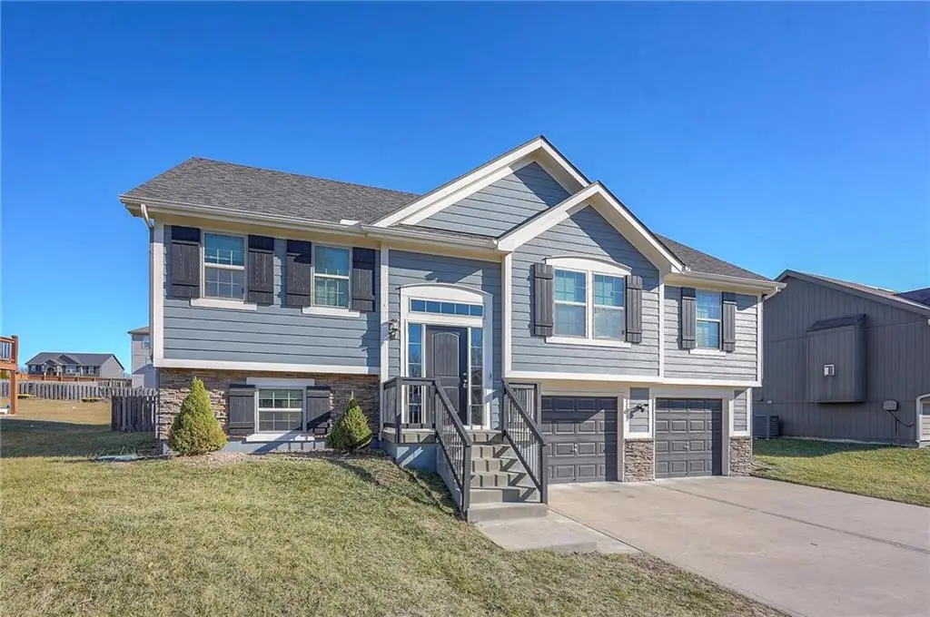 11933 N Forest Avenue, Kansas City, MO 64155 - Image #1