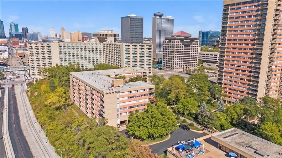 2525 Main #213 Street #213, Kansas City, MO 64108 - Image #3